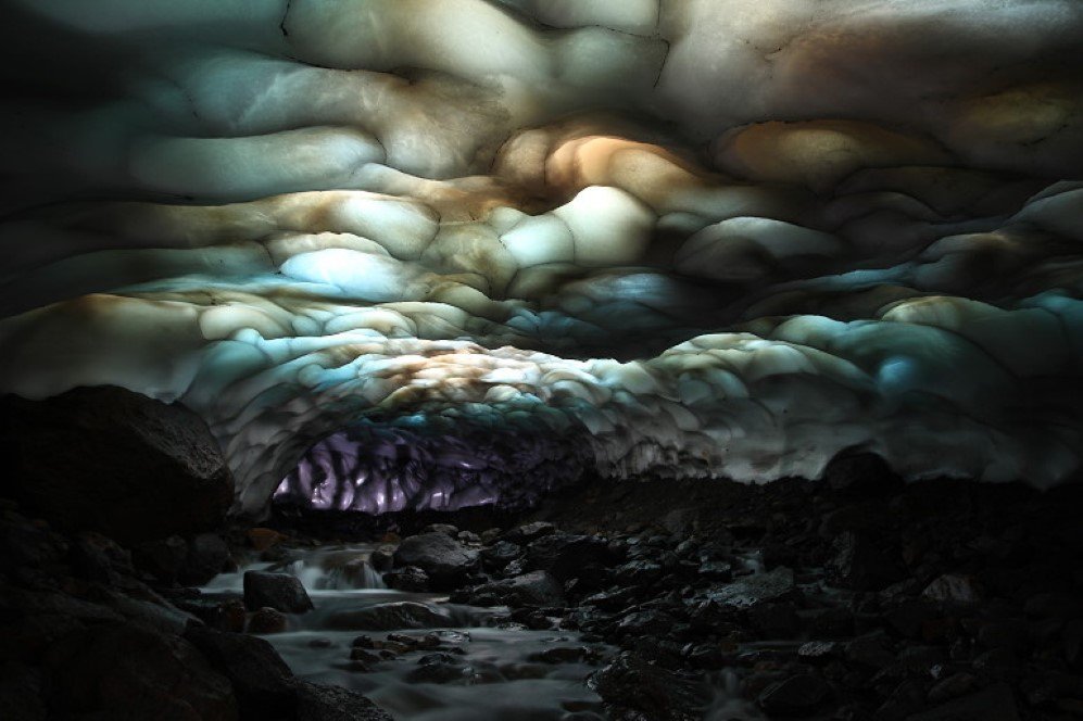 Удивительные Ледяные Пещеры Видео