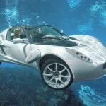 First submarine car