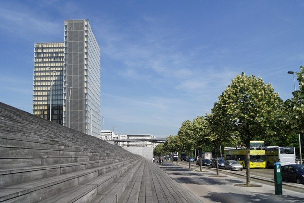 5.-Bibliothèque-Nationale-de-France