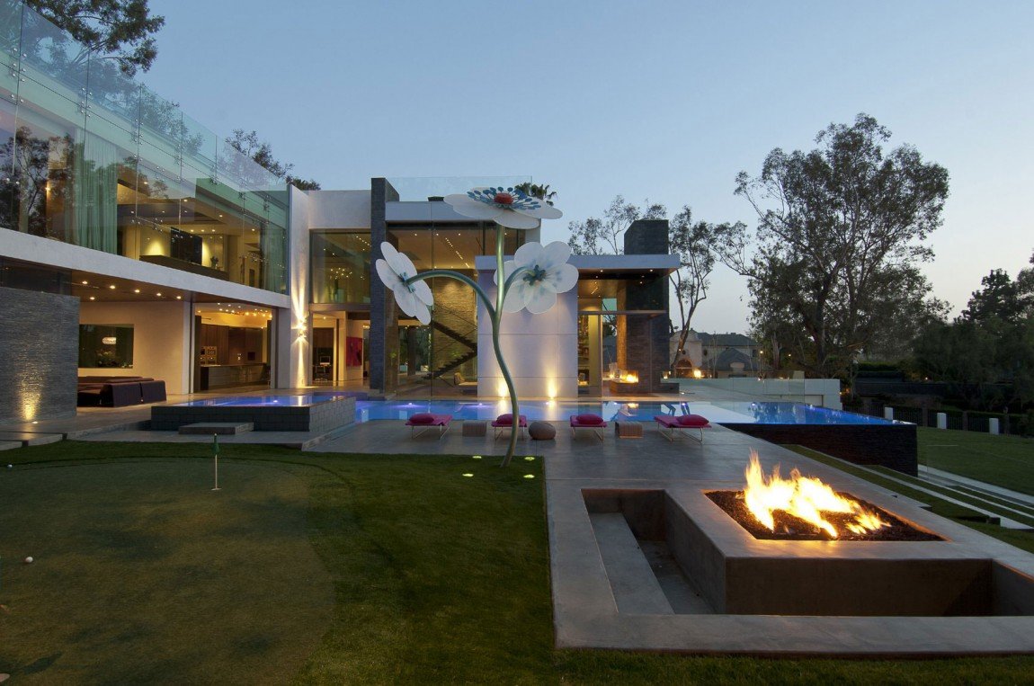 The Best 3D House at Beverly Hills
