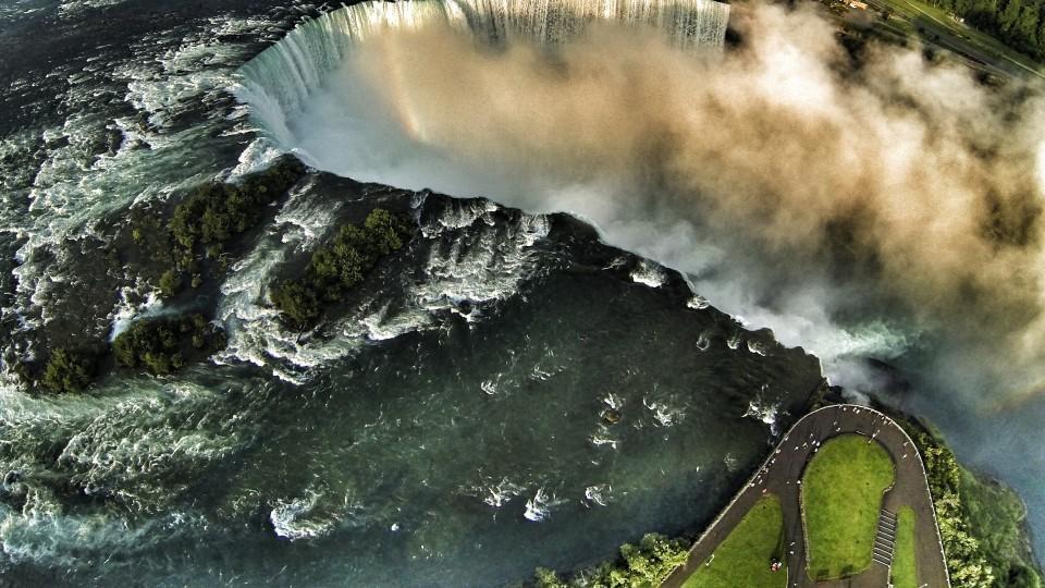 21. Right above the Niagara Falls, Canada