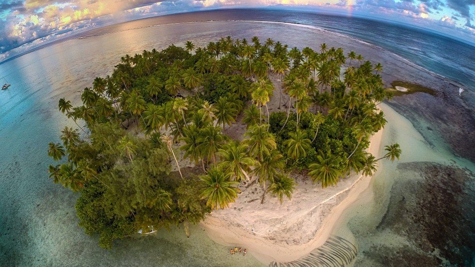 28. Tahaa's lagoon, Tahiti, French Polynesia