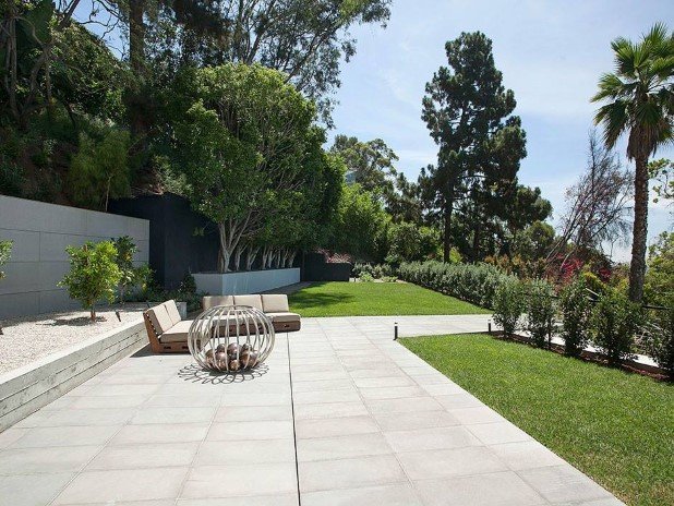 Strikingly Fabulous Estate on Sunset Strip  (10)
