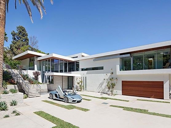 Strikingly Fabulous Estate on Sunset Strip  (5)