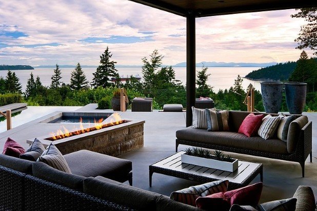 West Vancouver Residence by Claudia Leccacorvi  (1)
