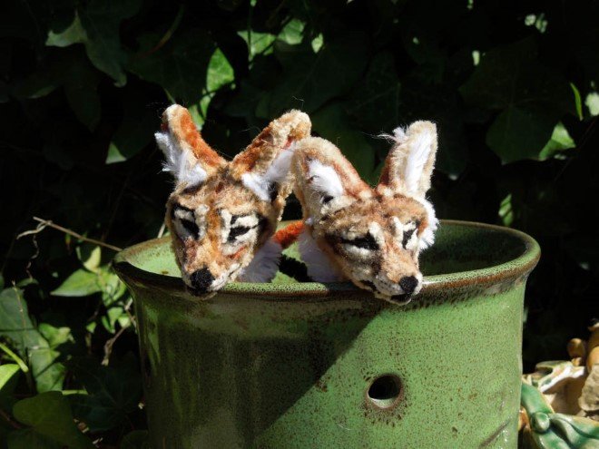 Animal Sculptures Made Entirely Out of Pipe Cleaners (4)