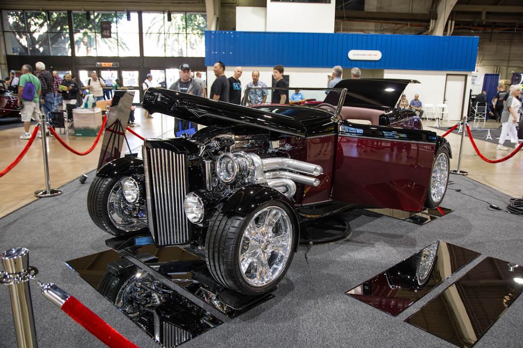 f8540920-a657-11e4-ab7d-a364bfbe5f8e_America-most-beautiful-roadster-44