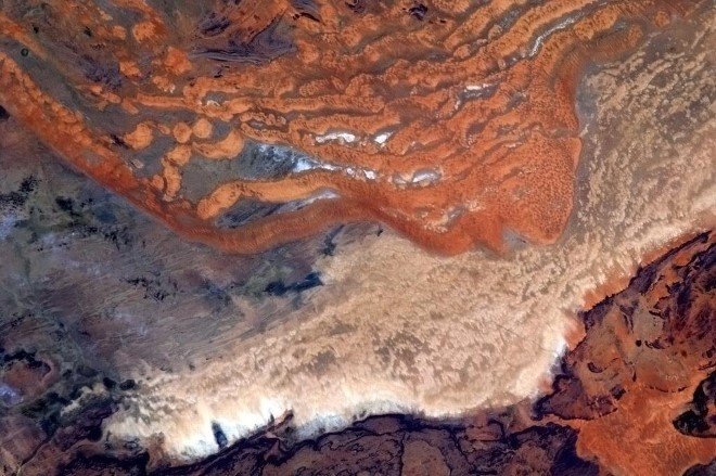 Incredible Space Photography by Chris Hadfield (16)