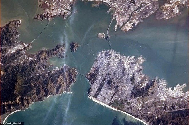 Incredible Space Photography by Chris Hadfield (22)