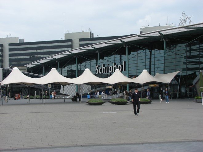 Amsterdam Schiphol Airport (AMS) (1)