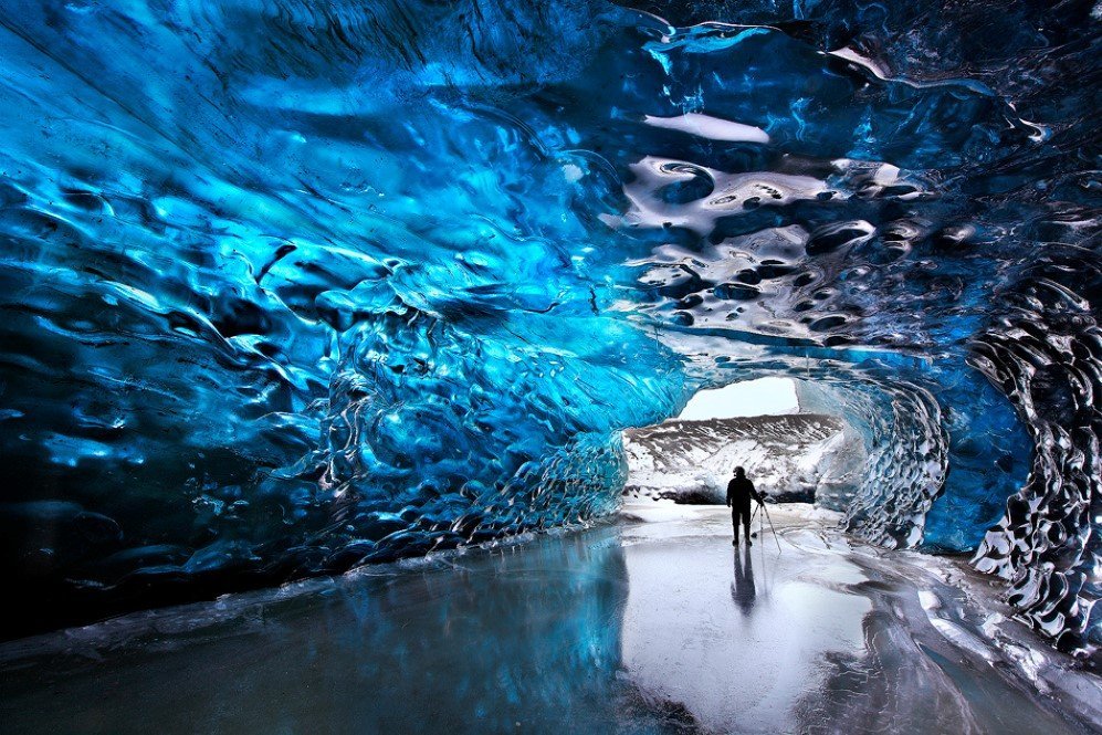 Kverkfjöll Glacier Cave, Iceland (2)