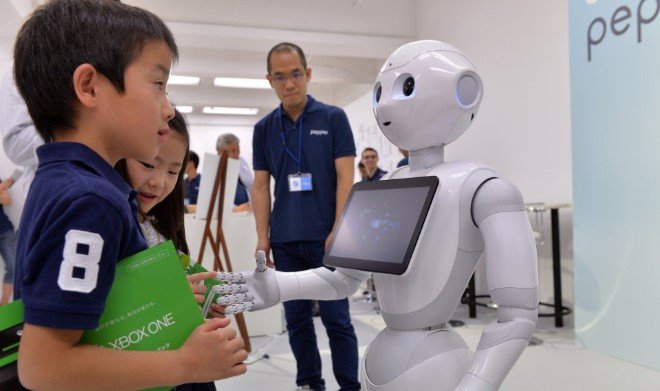 Pepper The World’s First Humanoid Robot (3)