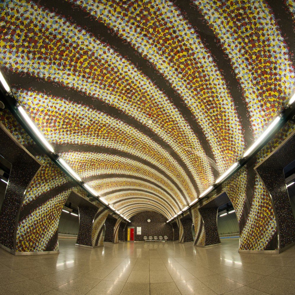 станций метро мира