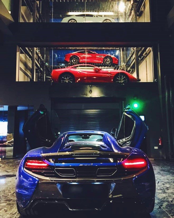 Autobahn Motors Car Wending Machine 1