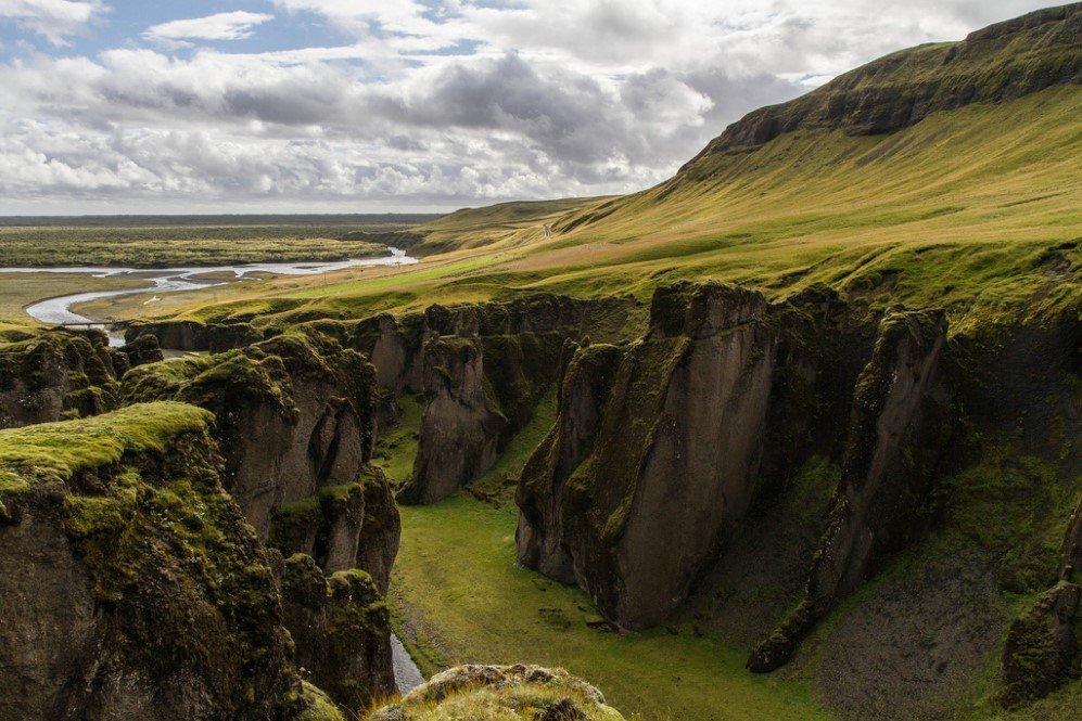 Fjaðrárgljúfur Canyon Iceland 1