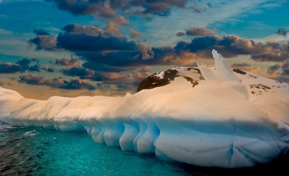 Icebergs 5