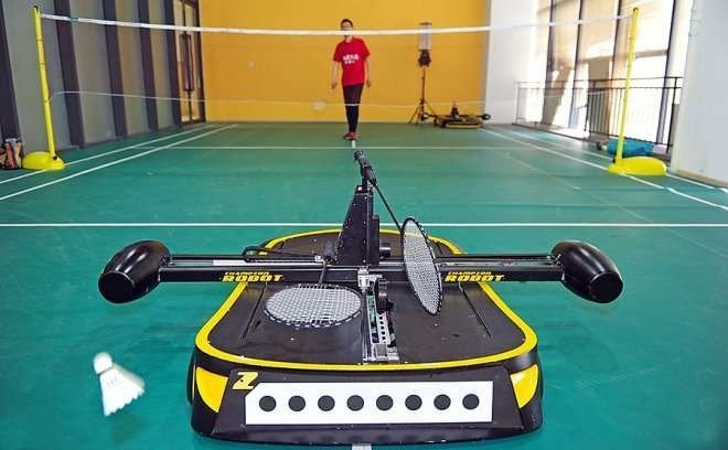 Badminton Robot