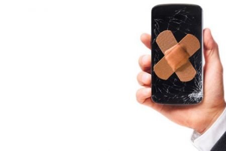 Say goodbye to broken phone screens! Scientist have developed a glass that can repair itself!
