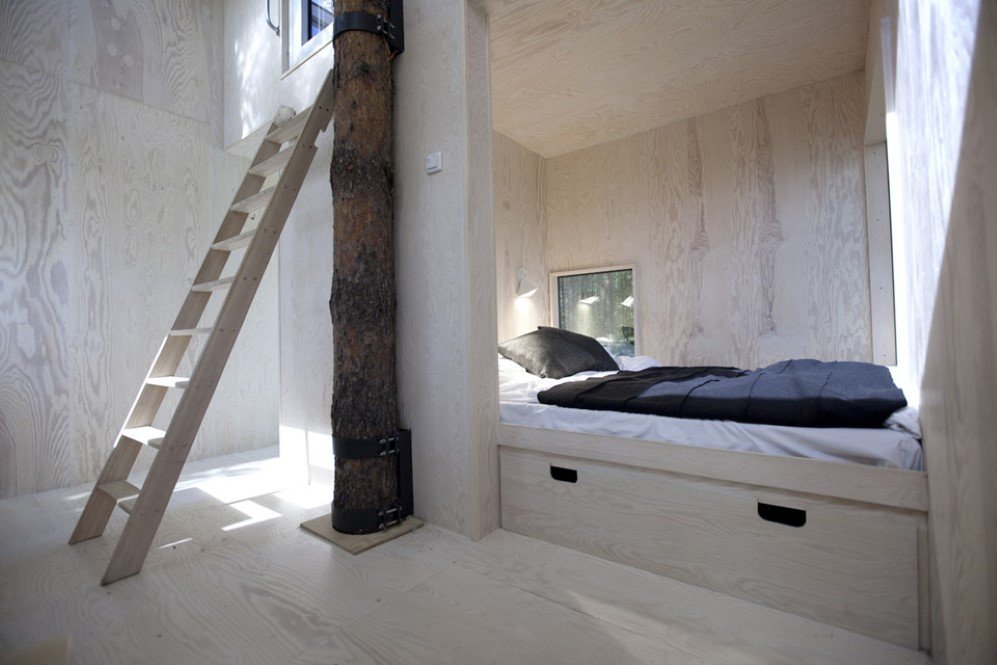 Microcube Treehouse 1