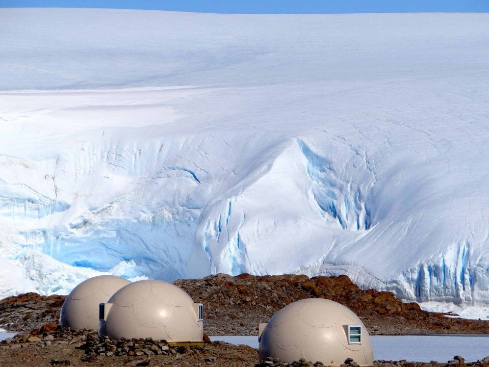 Pods with icefall behind