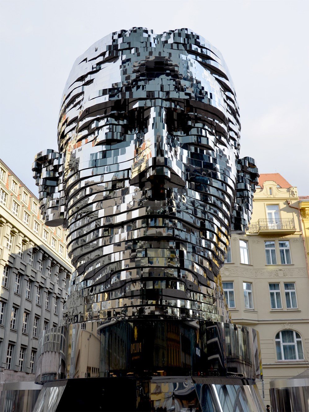 Kafka Rotating Sculpture 2