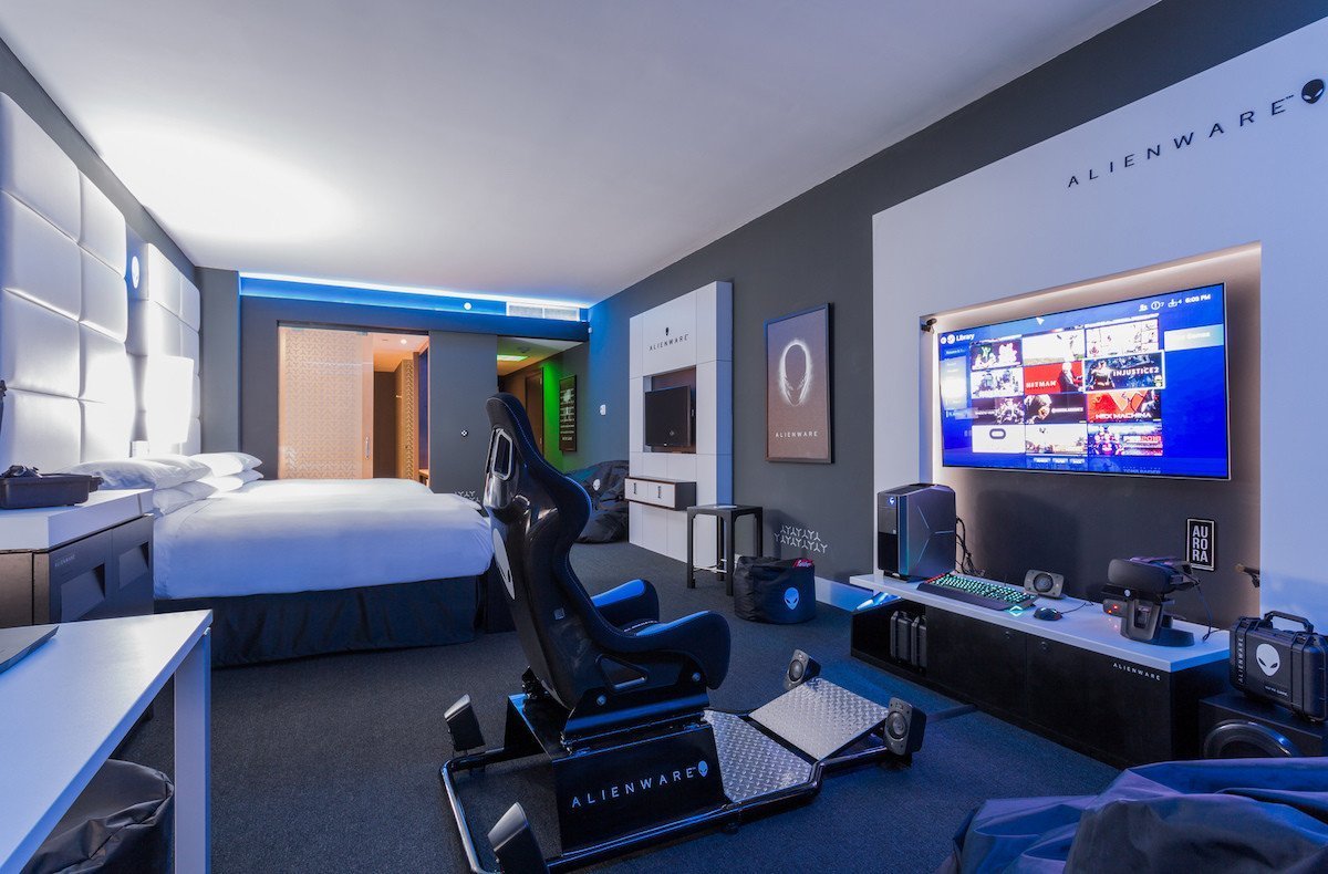 Alienware Hotel Room 2