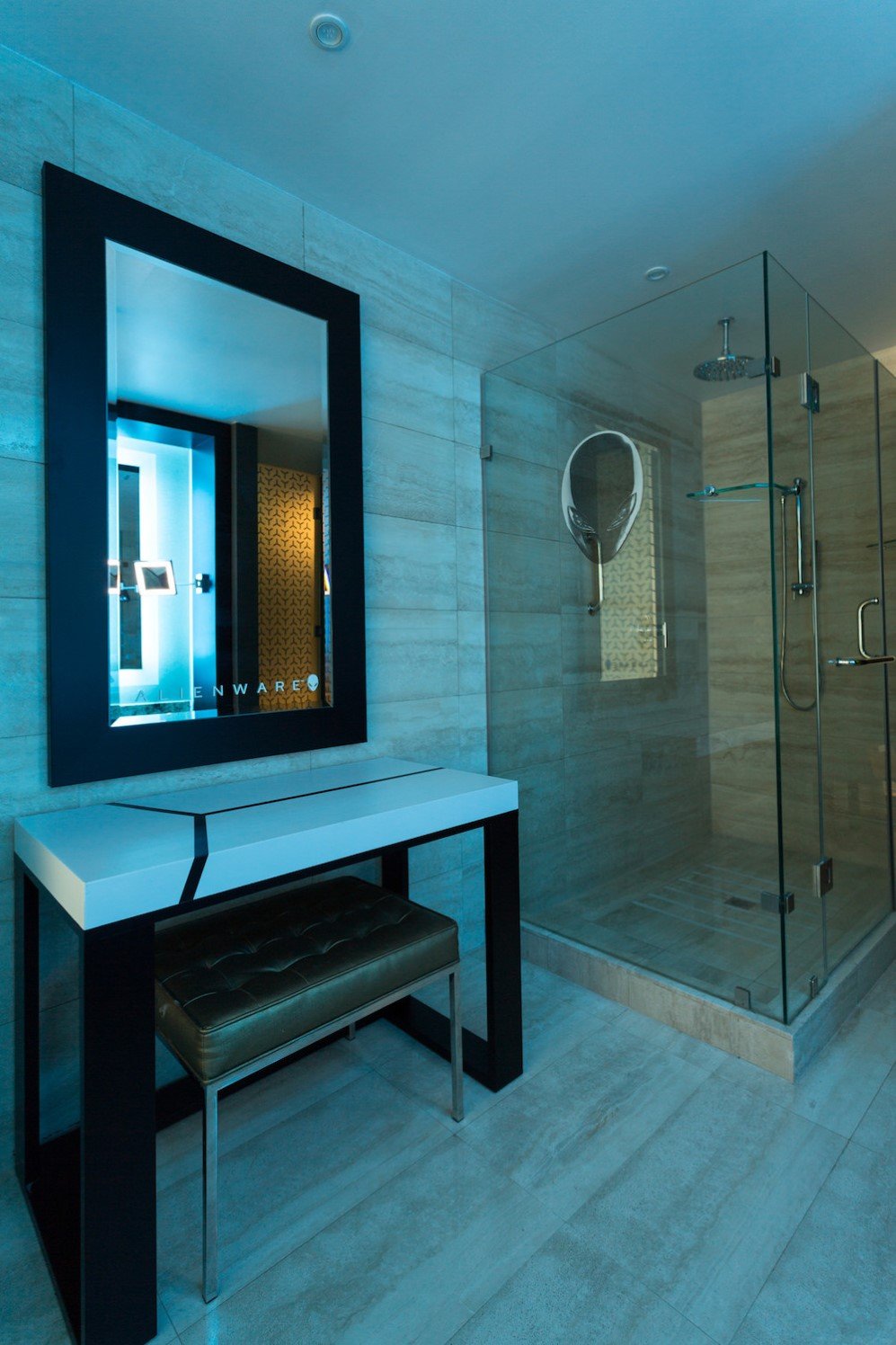 Alienware Hotel Room 3