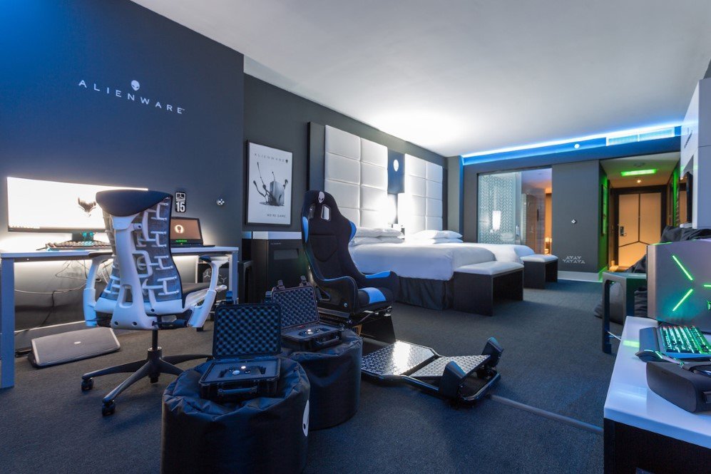 Alienware Hotel Room 6