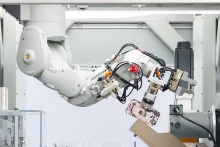 Apple’s new recycling robot ‘Daisy’ can deconstruct up to 200 iPhones per hour