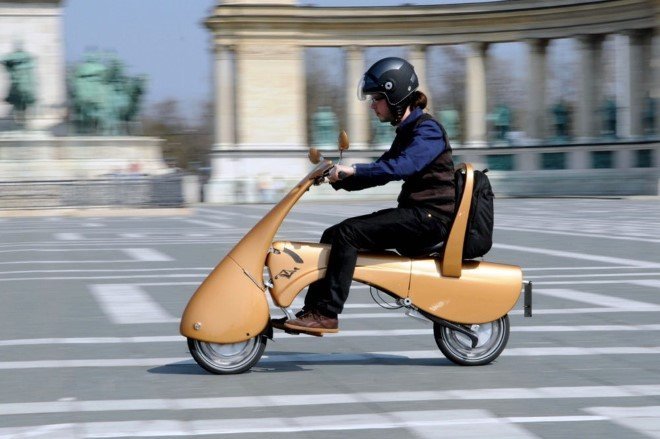 Moveo Foldable Scooter 1