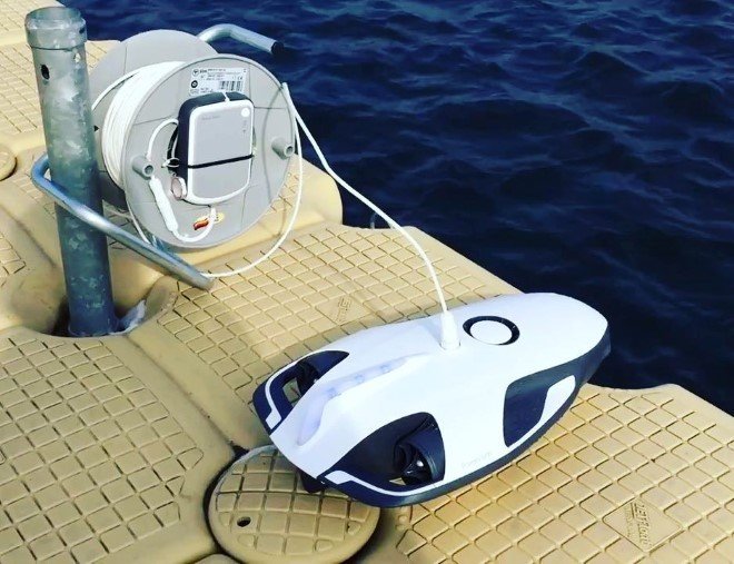 PowerRay Underwater Drone 1