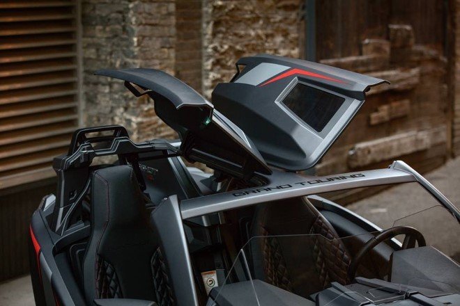 Polaris Slingshot 6
