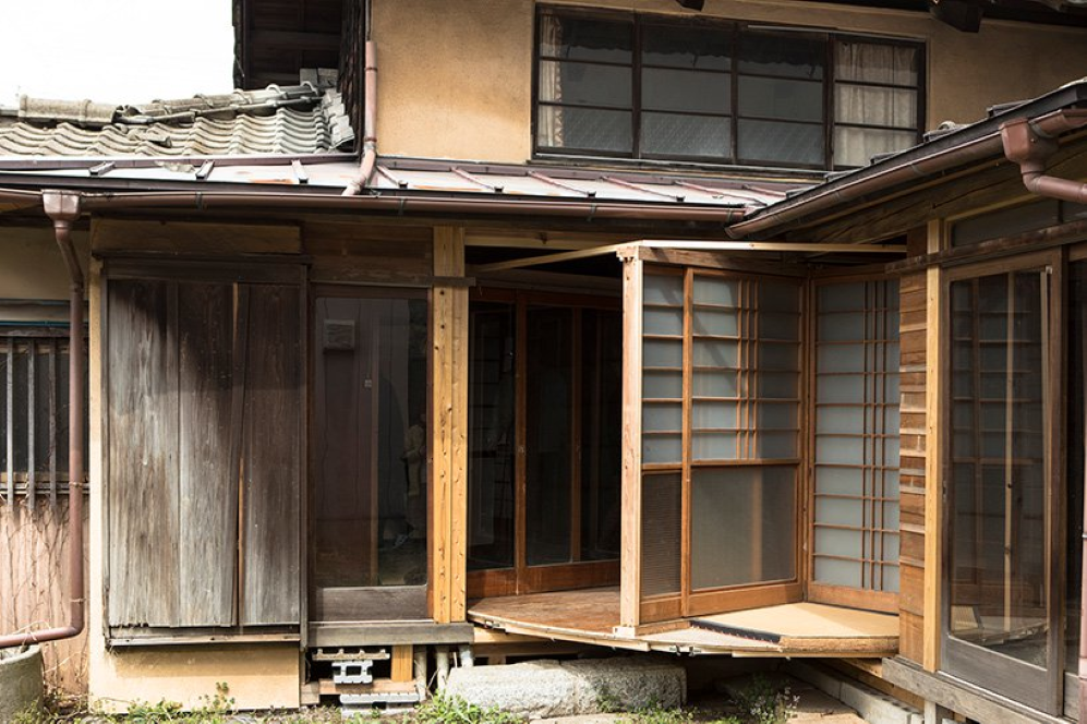 revolving house 5