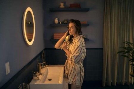 This connected light-up mirror by Philips is the perfect accessory for your bathroom