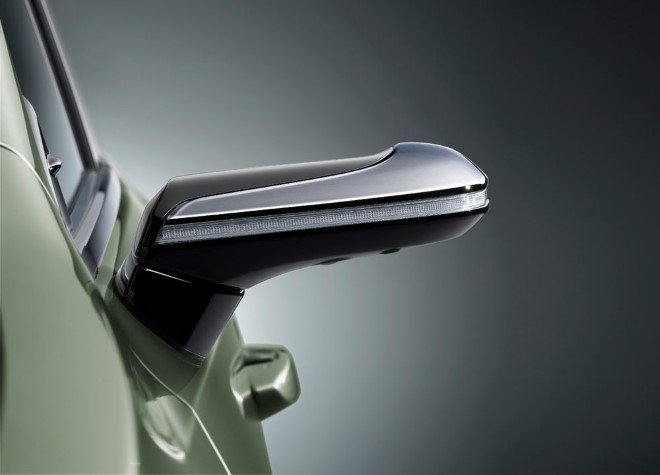 2019 Lexus ES Digital Side View Mirror Cameras 10