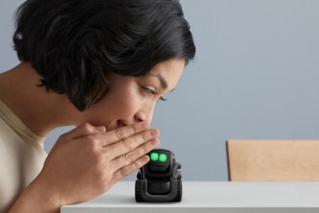 Anki’s Vector is an AI powered home assistant that stands out from the crowd