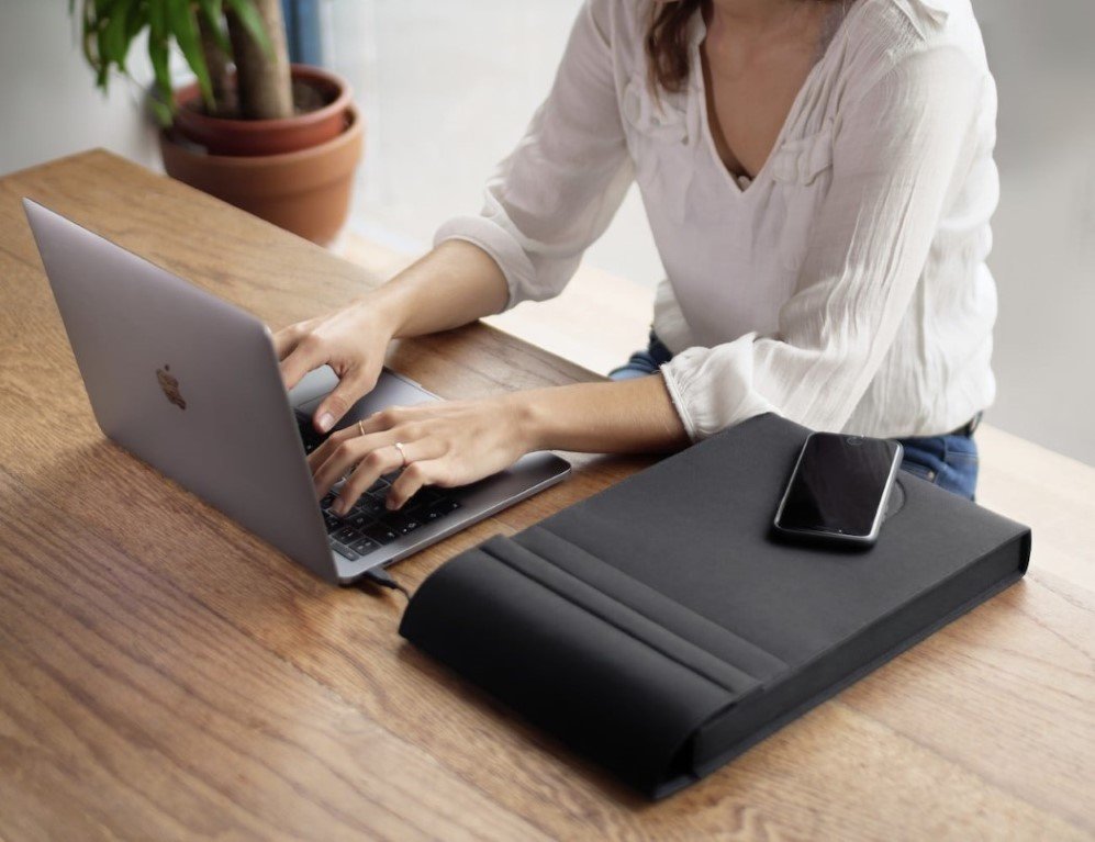 Devices Charging Sleeve 6