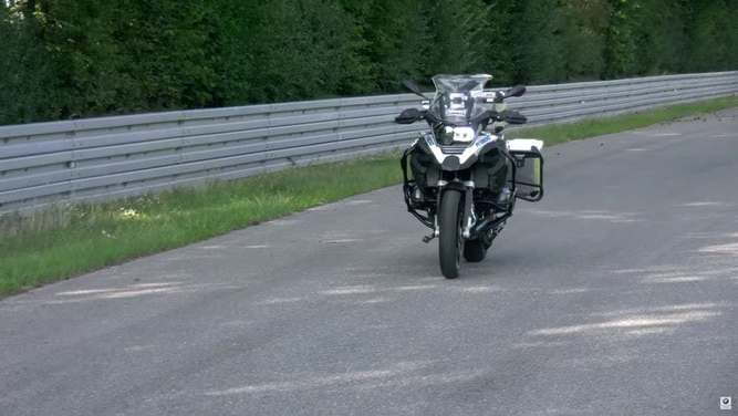 BMW Autonomous Motorcycle 2