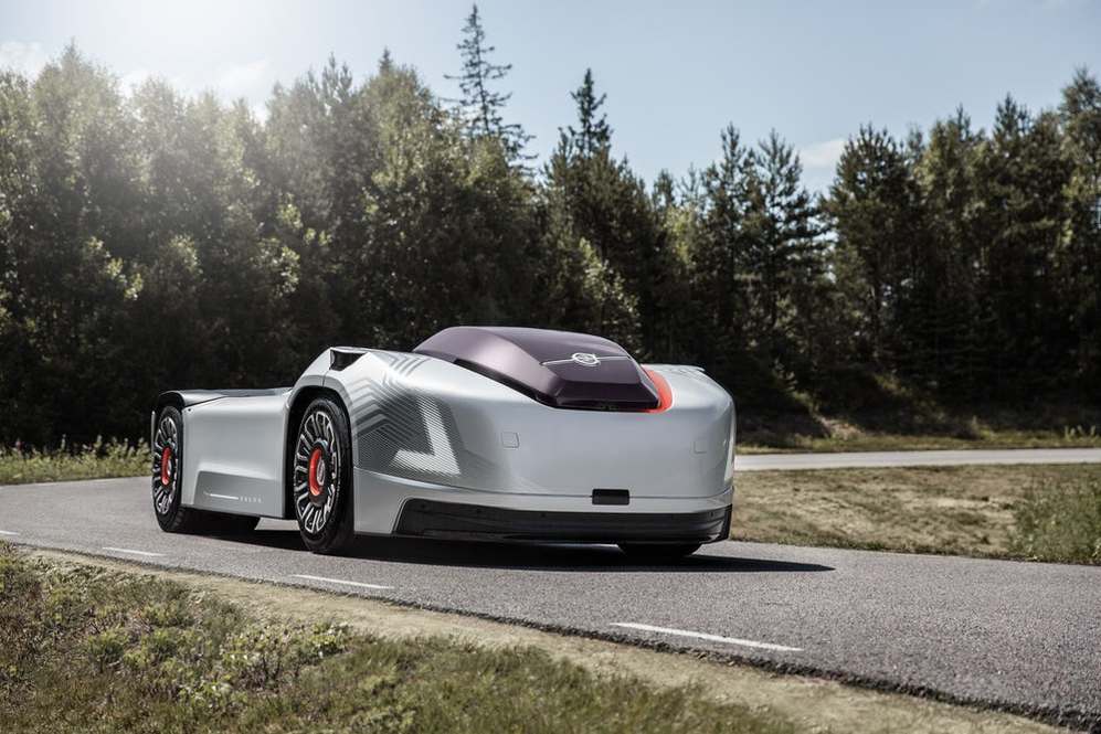 Volvo Autonomous Transport Vechicle 1