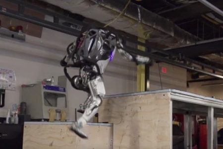 Boston Dynamics Atlas robot exhibit flawless parkour skills