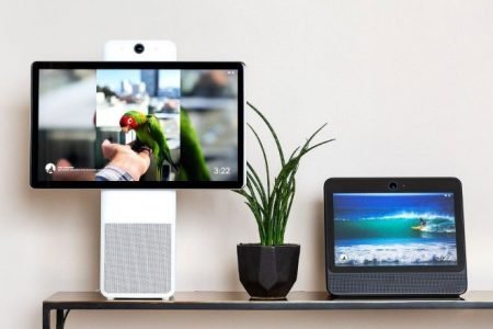 Facebook launched a dedicated device for video calling and people are confused