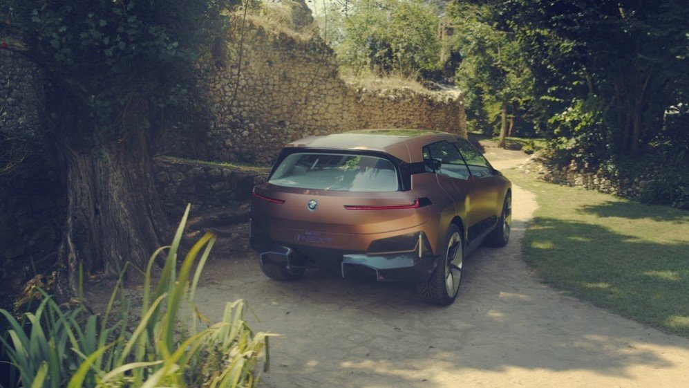 BMW Vision iNext Autonomous Electric Vechile 3