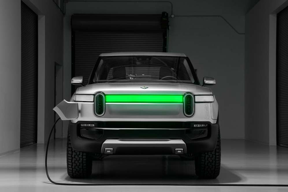 Rivian R1t Electric Pickup Truck 8