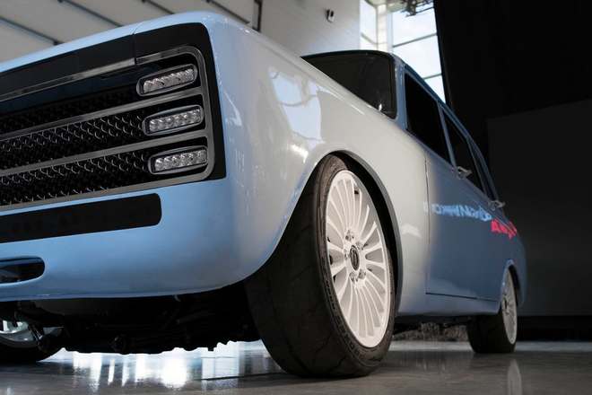kalashnikov electric supercar 6