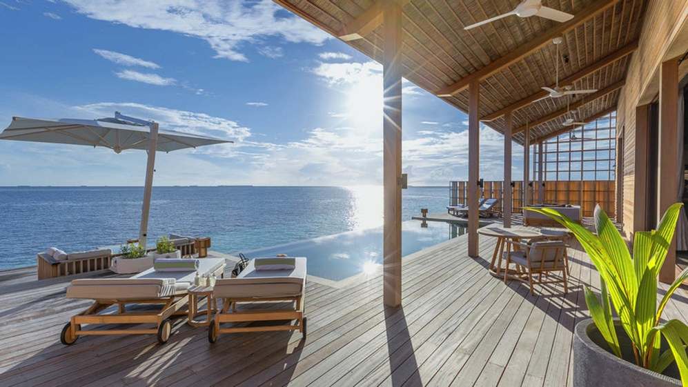 Maldives Luxury Resort Solar Powered 7