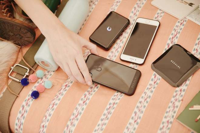 Prelude Stickable Wireless Charging Powerbank 3