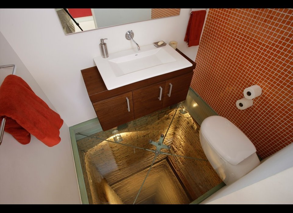 scary washroom 2