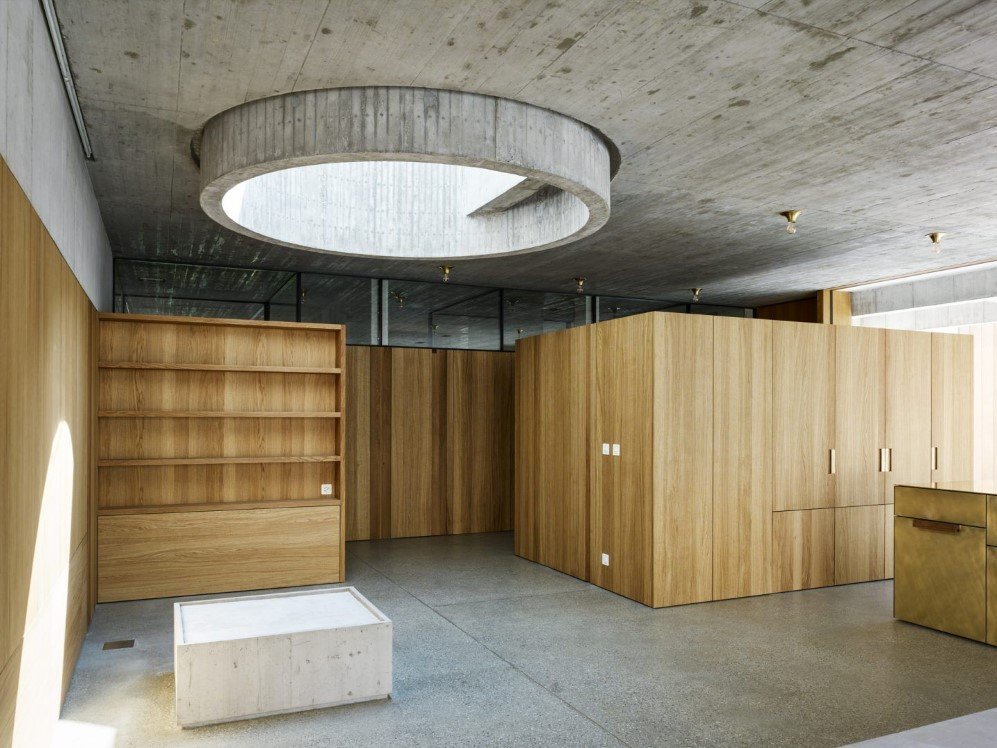concrete house 5