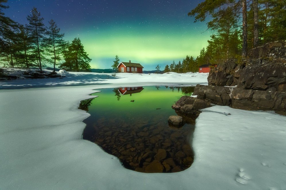 red cabin 4