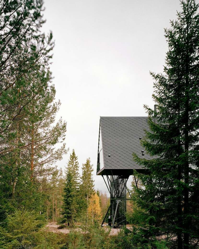 Pan Treetop Cabins in Norway blends seamlessly into its Pan Treetop Cabins in Norway blends seamlessly into its